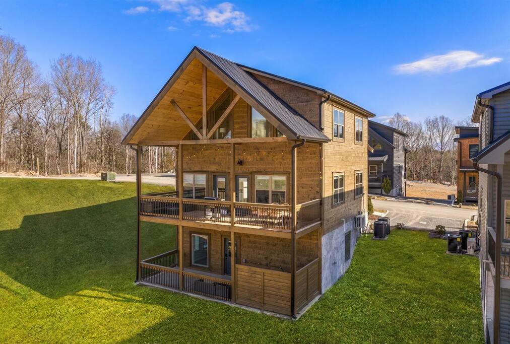 Smoky Fun Cabin Пиджен Фордж Екстериор снимка